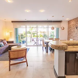 Pueblito Escondido By Hola Home&land , Playa del Carmen México